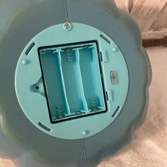 Target Hyde and Eek 2023 Halloween Lit Pumpkin - Picture 3 of 12